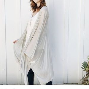 Light mint/gray kimono